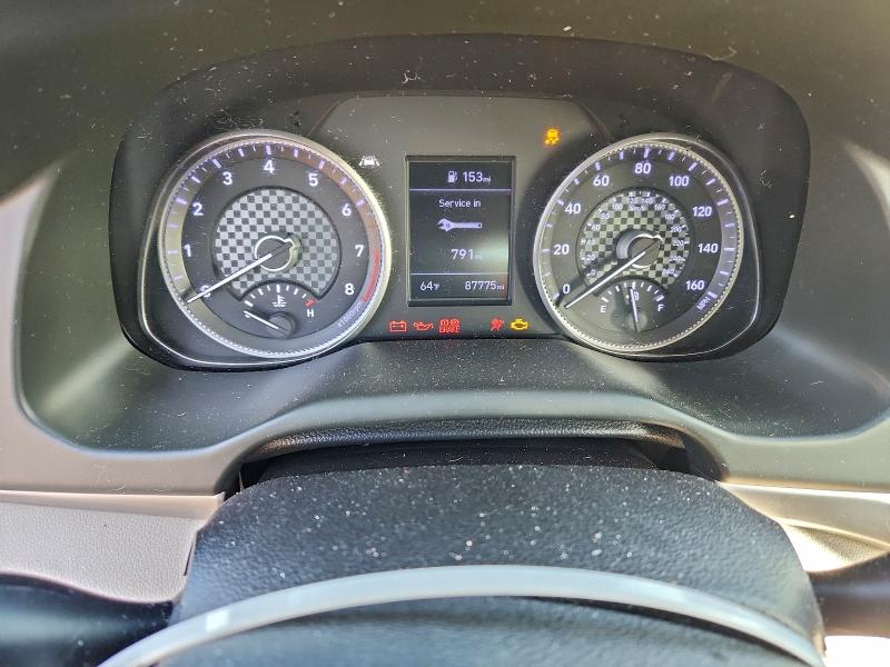 Фото 9 - HYUNDAI ELANTRA