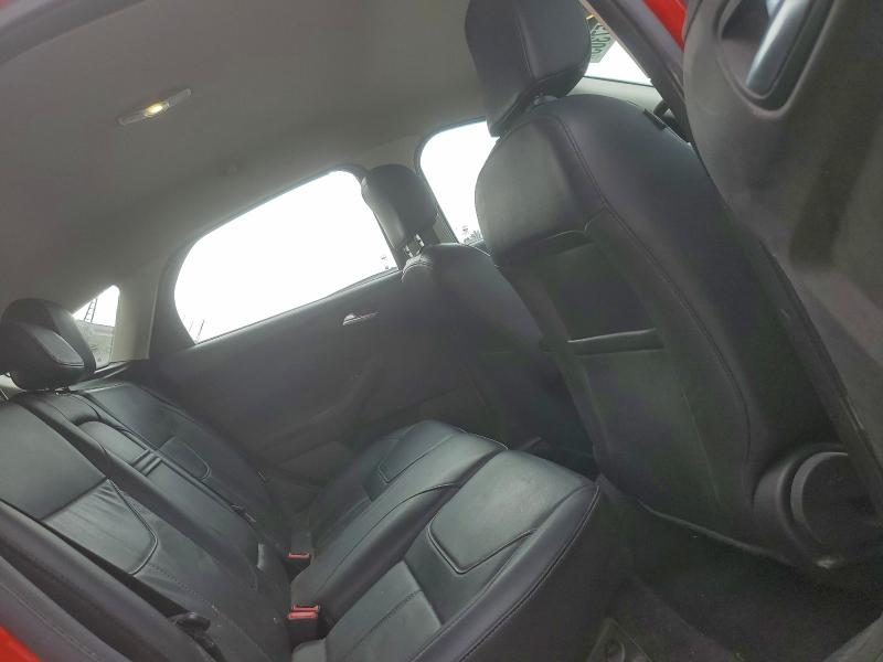 Фото 10 - FORD FOCUS