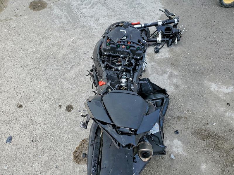 KAWASAKI ZX1002 M 2024