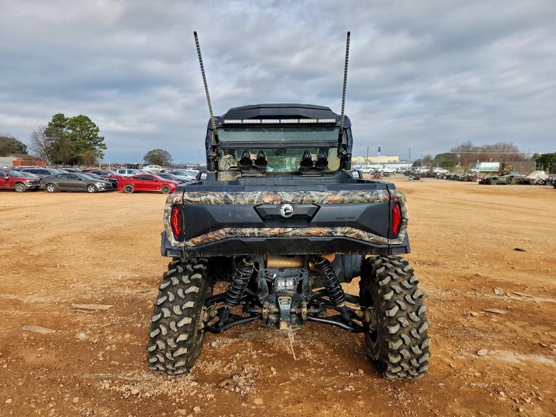 CAN-AM COMMANDER 2024