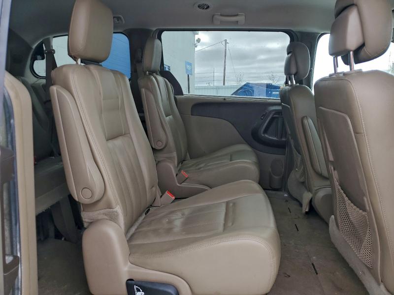 Фото 11 - CHRYSLER MINIVAN