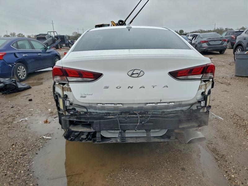 Фото 6 - HYUNDAI SONATA