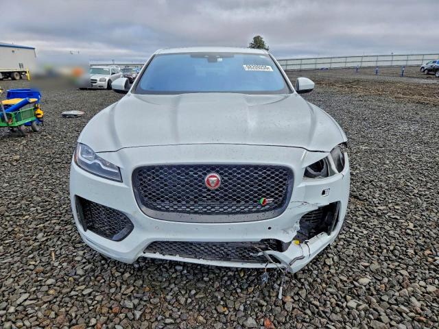 2017 JAGUAR F-PACE