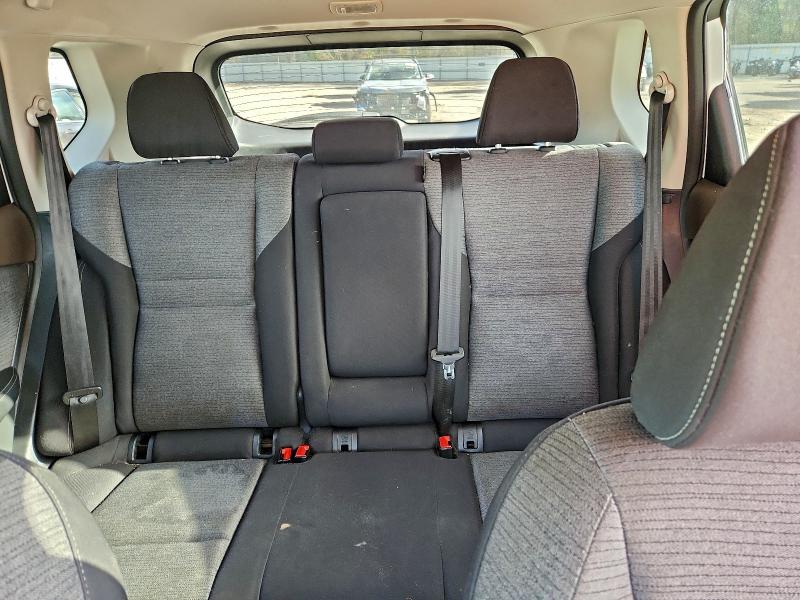 Фото 10 - NISSAN ROGUE