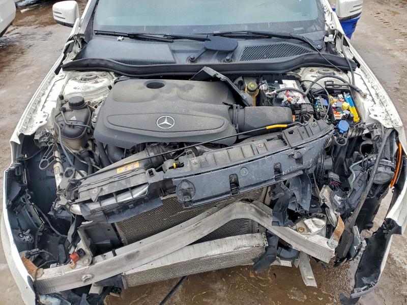 Фото 12 - MERCEDES-BENZ GLA-CLASS