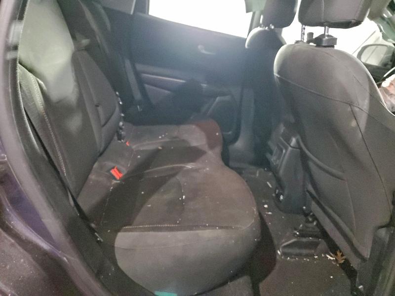 Фото 10 - JEEP COMPASS