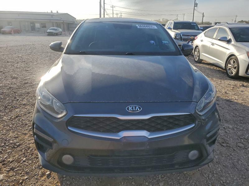 Фото 5 - KIA FORTE