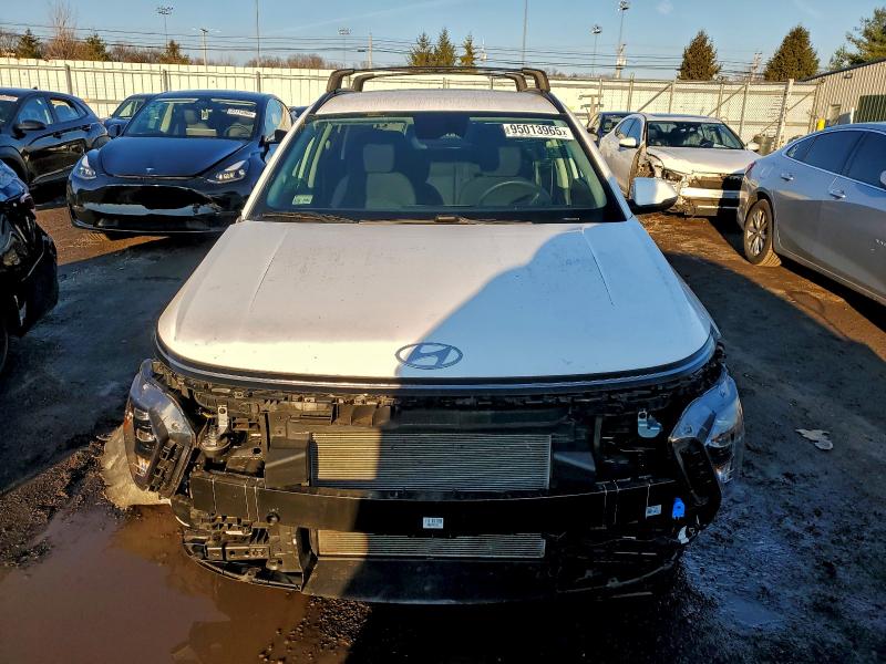 Фото 5 - HYUNDAI KONA