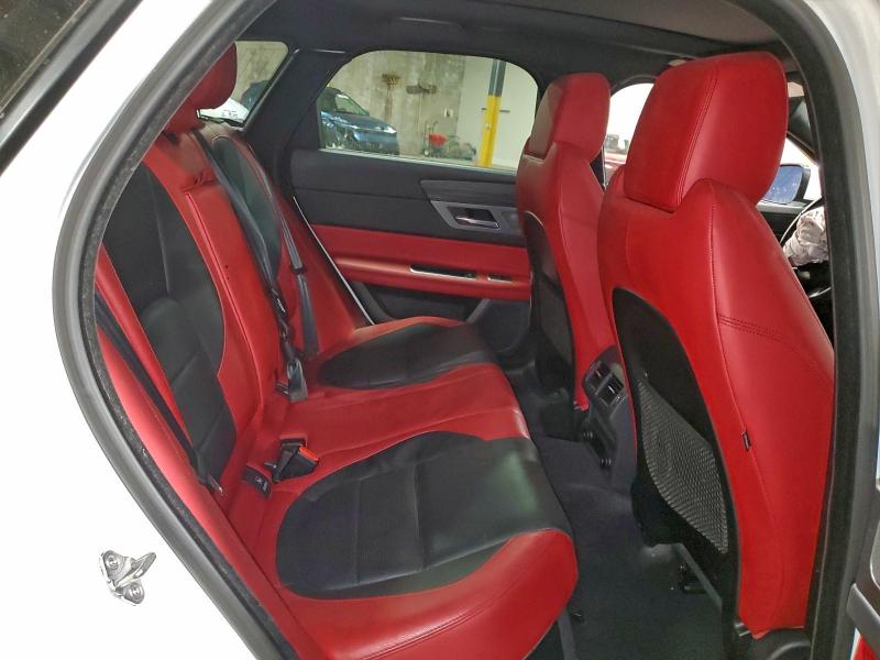 Фото 10 - JAGUAR XF