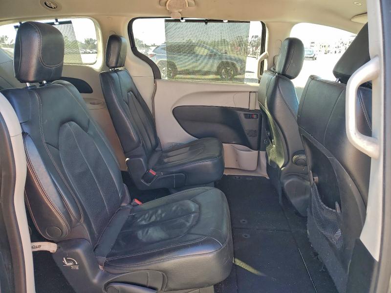 Фото 11 - CHRYSLER PACIFICA