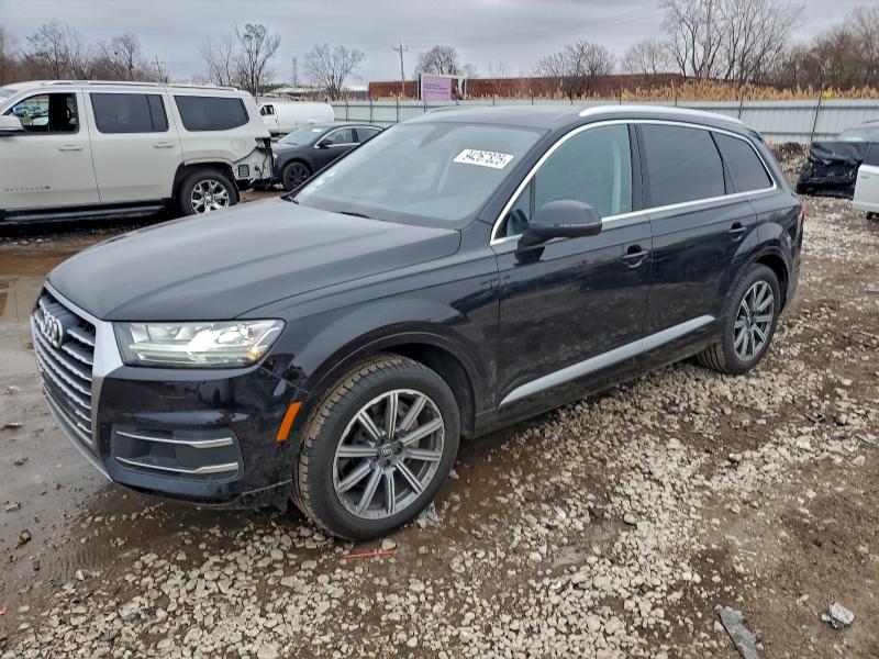 Фото 1 - AUDI Q7