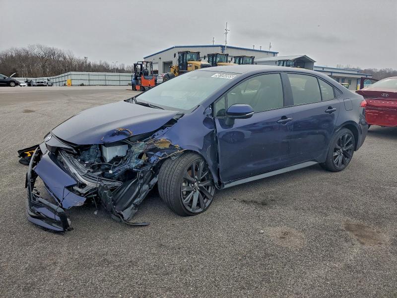 Фото 1 - TOYOTA COROLLA