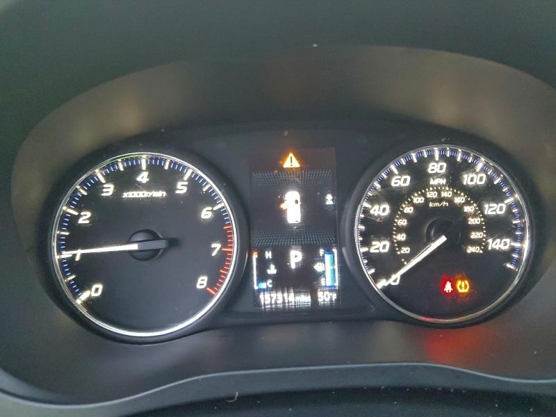 Фото 9 - MITSUBISHI OUTLANDER