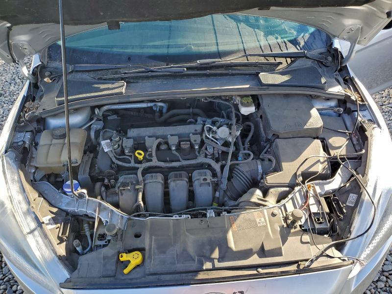 Фото 11 - FORD FOCUS