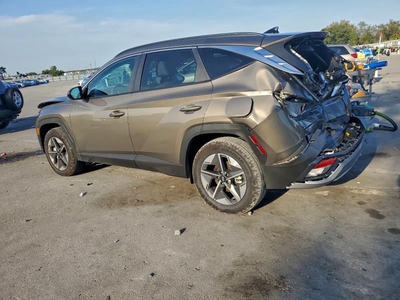 Фото 2 - HYUNDAI TUCSON