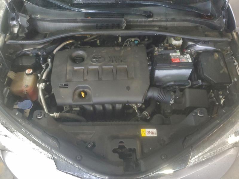 Фото 11 - TOYOTA C-HR