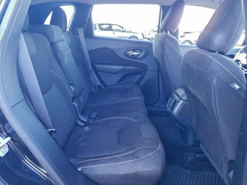 Фото 11 - JEEP GRAND CHER