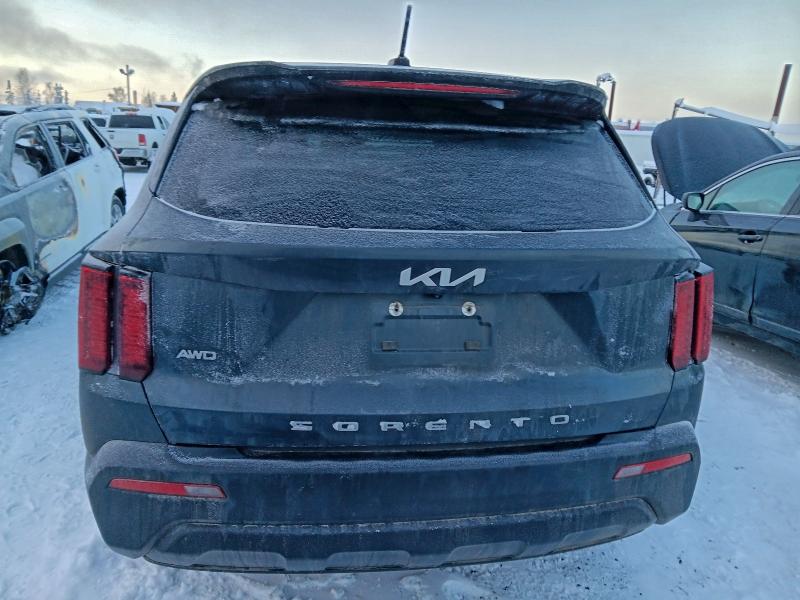 Фото 6 - KIA SORENTO