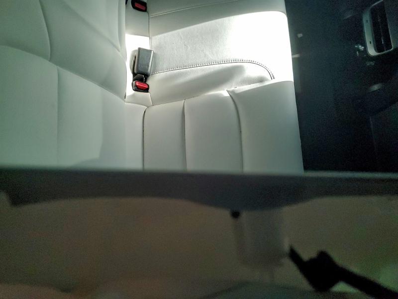 Фото 10 - TESLA MODEL 3