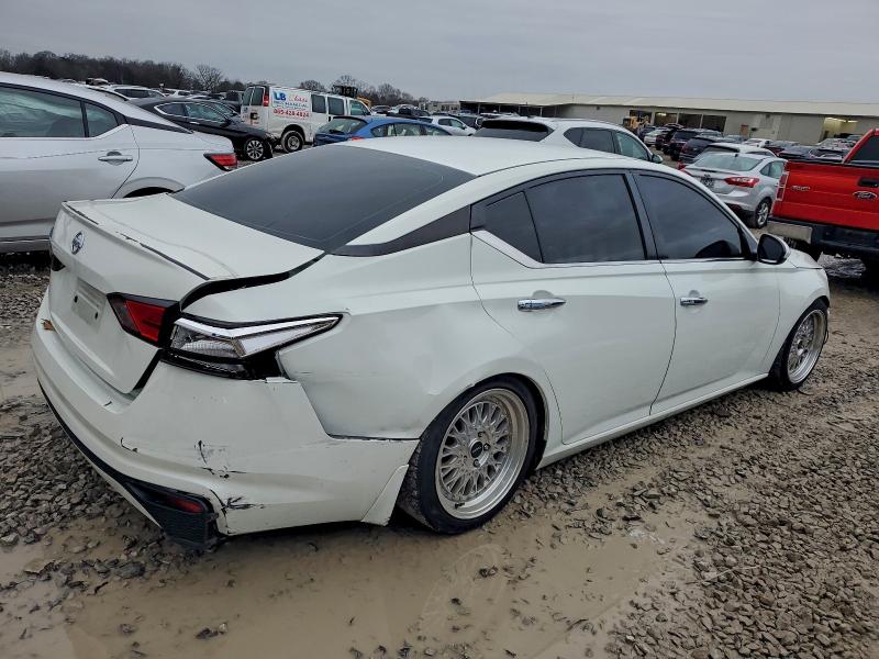 Фото 3 - NISSAN ALTIMA