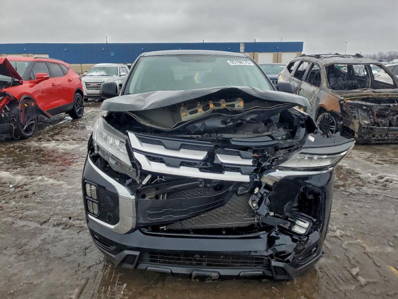 Фото 5 - MITSUBISHI OUTLANDER