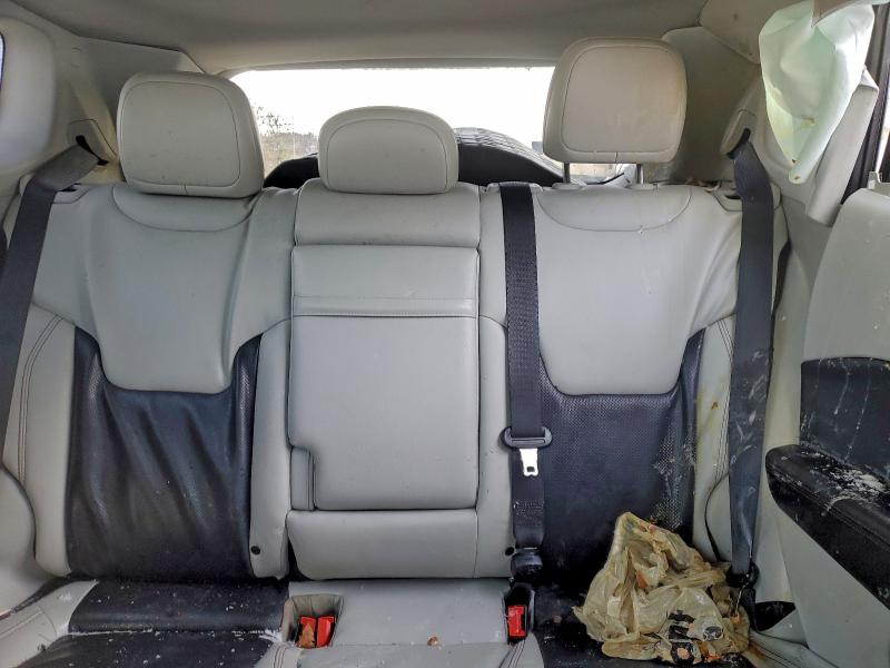 Фото 10 - JEEP COMPASS