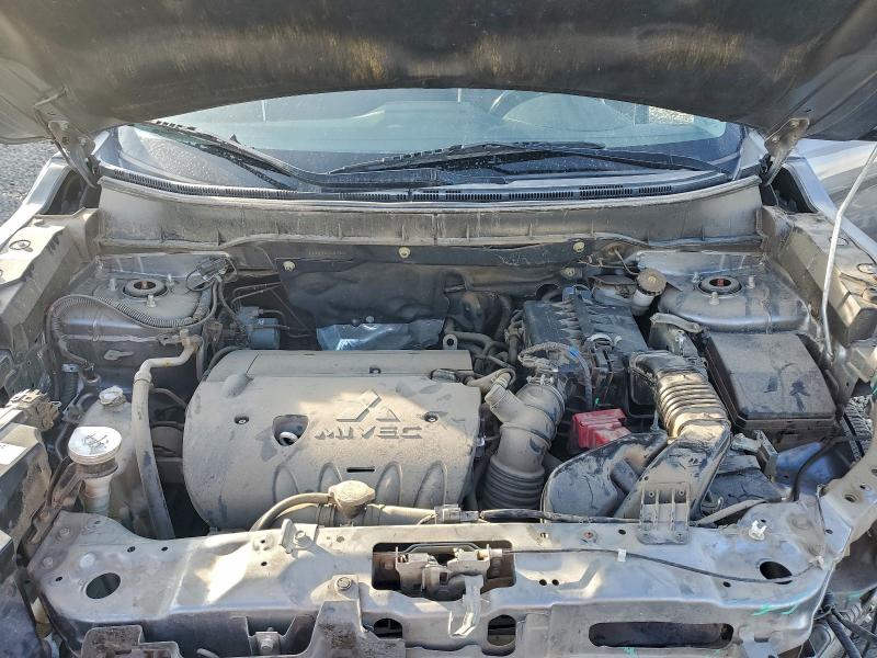 Фото 12 - MITSUBISHI OUTLANDER