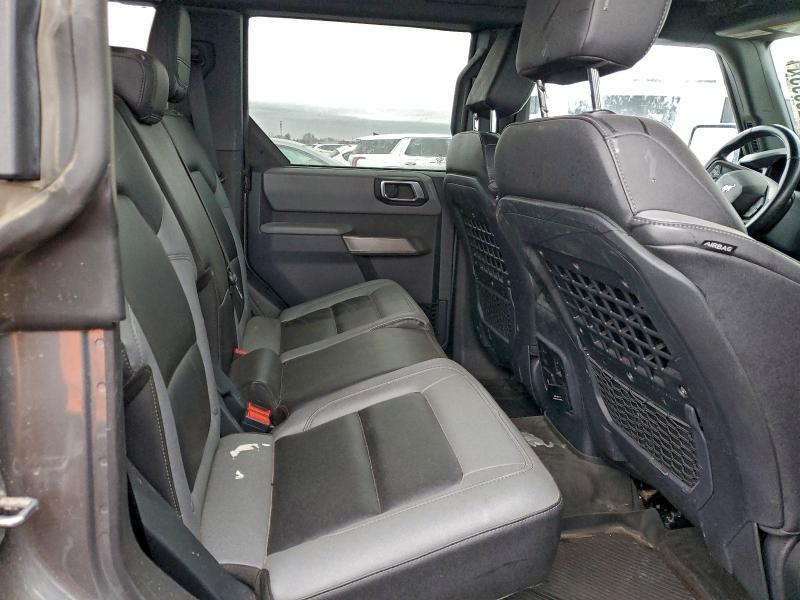 Фото 10 - FORD BRONCO