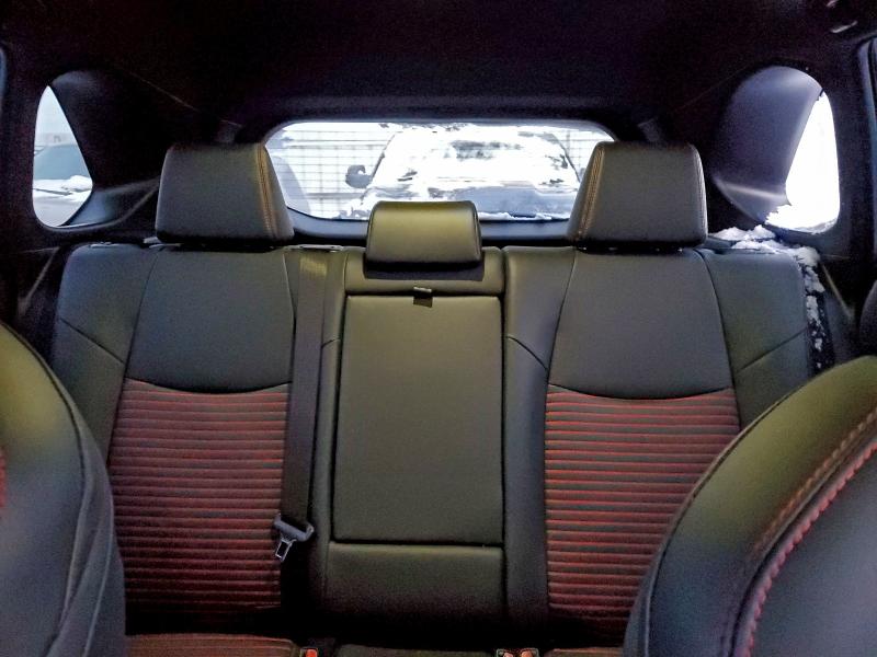 Фото 10 - TOYOTA RAV4