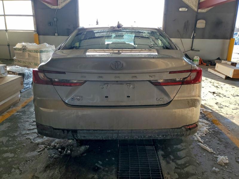 Фото 6 - TOYOTA CAMRY