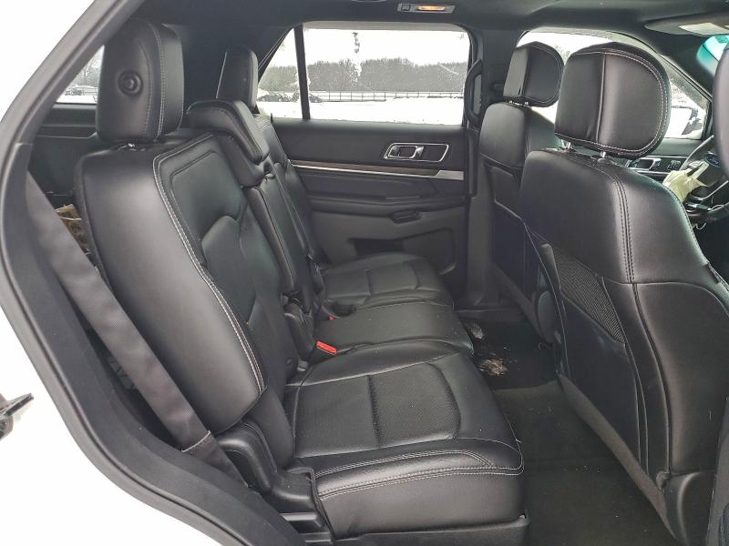 Фото 11 - FORD EXPLORER