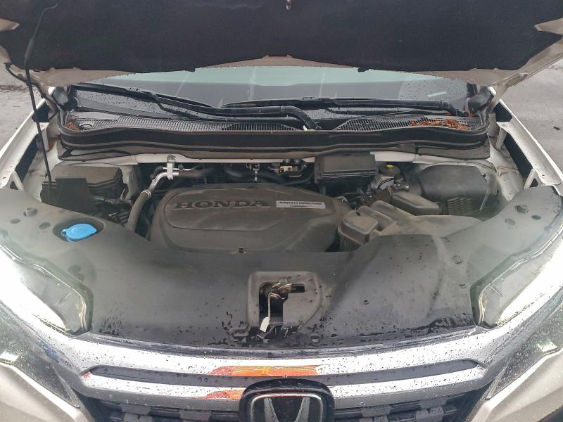 Фото 11 - HONDA RIDGELINE