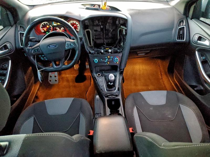 Фото 8 - FORD FOCUS