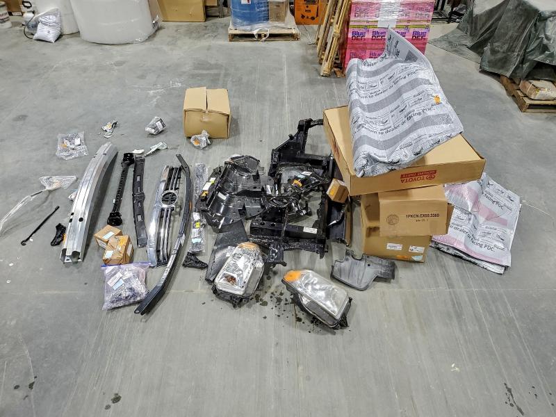 Фото 12 - TOYOTA TUNDRA