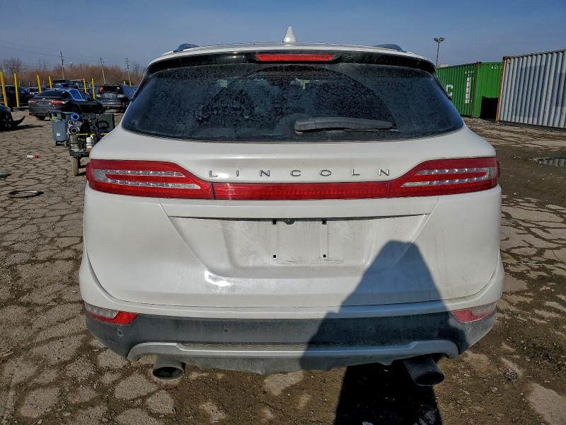 Фото 6 - LINCOLN MKZ