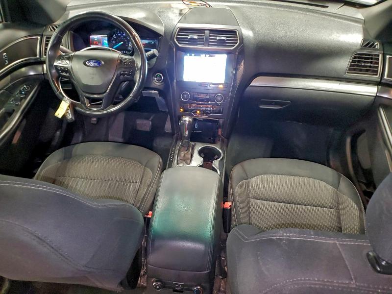 Фото 8 - FORD EXPLORER