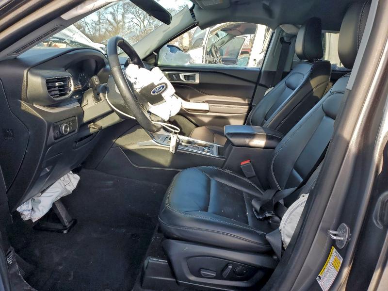 Фото 7 - FORD EXPLORER