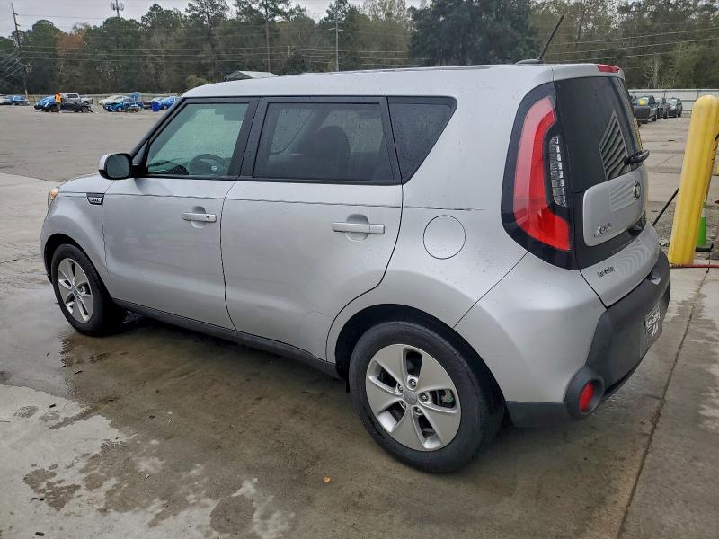 Фото 2 - KIA SOUL