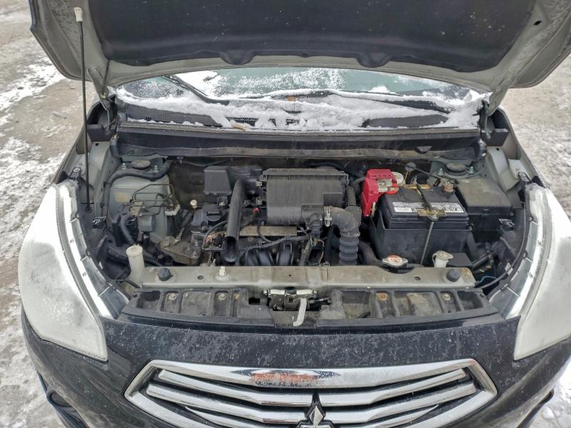 Фото 11 - MITSUBISHI MIRAGE