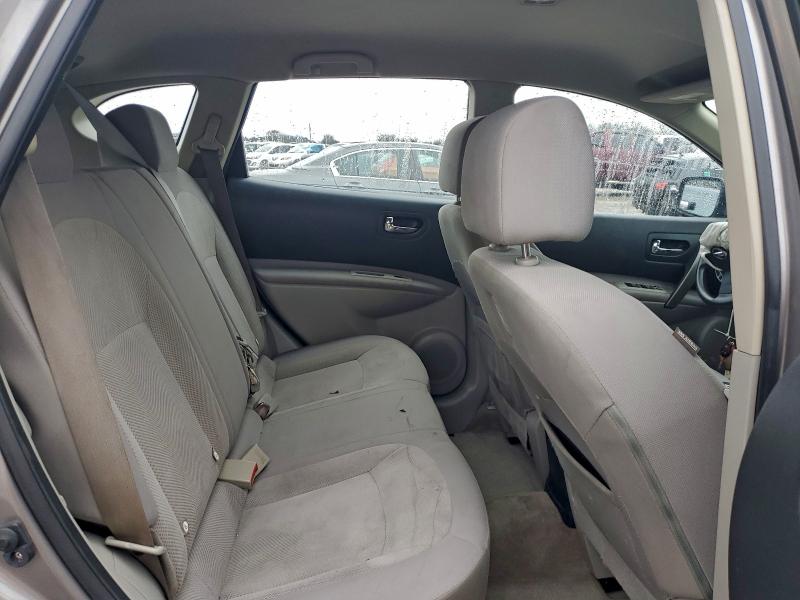 Фото 11 - NISSAN ROGUE