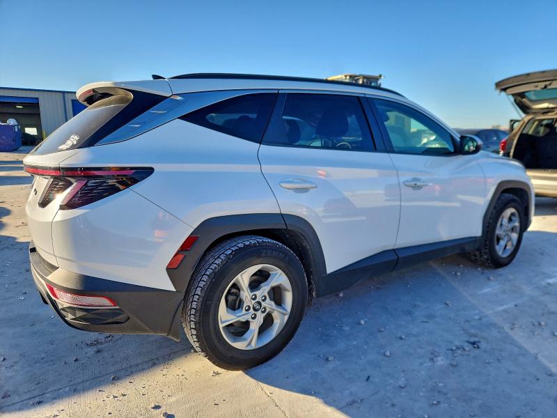 Фото 3 - HYUNDAI TUCSON