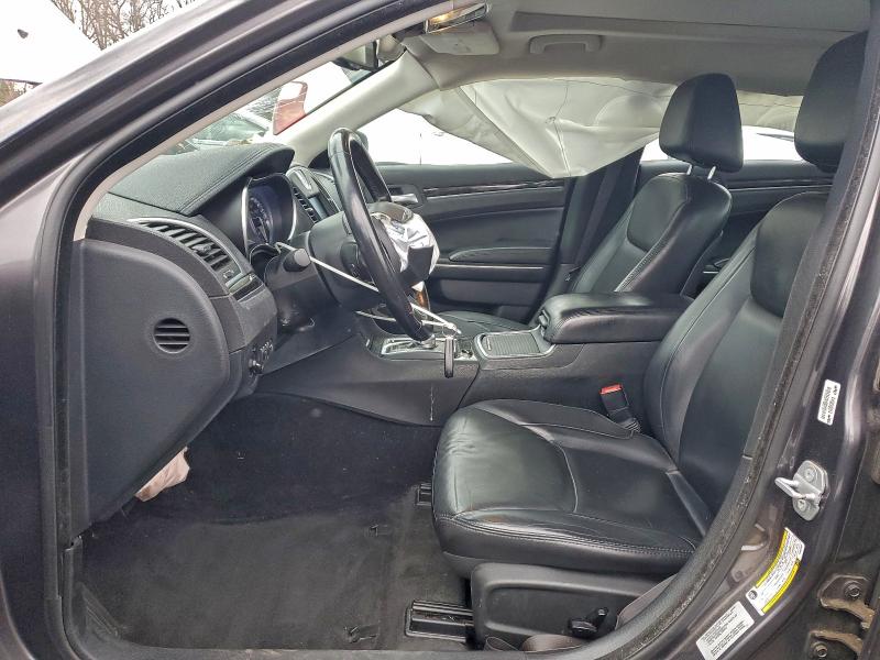 Фото 7 - CHRYSLER 300