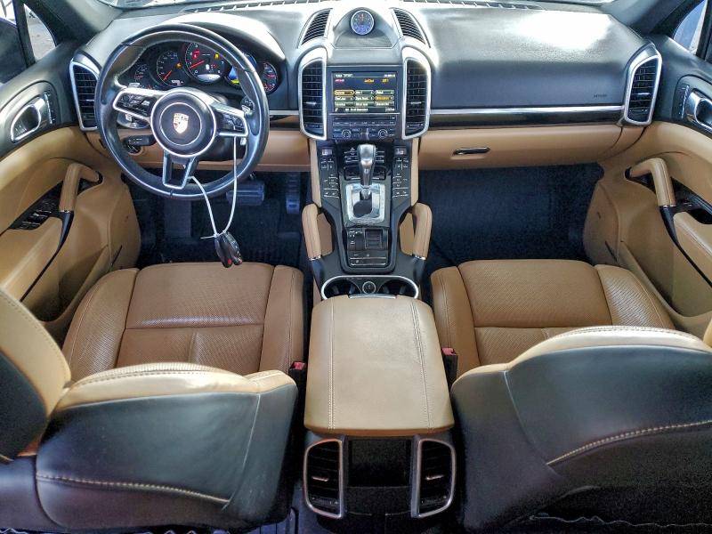 Фото 8 - PORSCHE CAYENNE