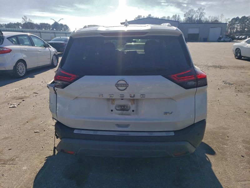 Фото 6 - NISSAN ROGUE