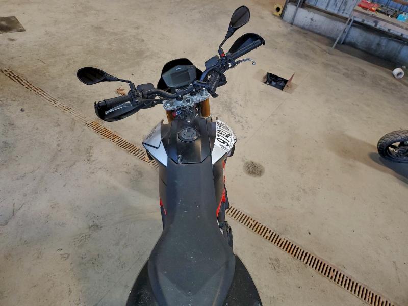 APRILIA MOTORCYCLE 2018