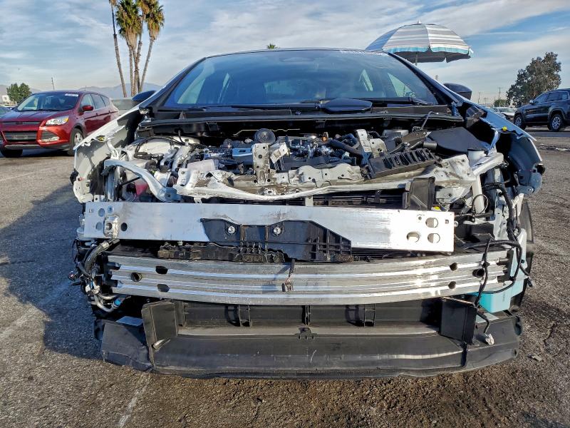 Фото 5 - TOYOTA PRIUS