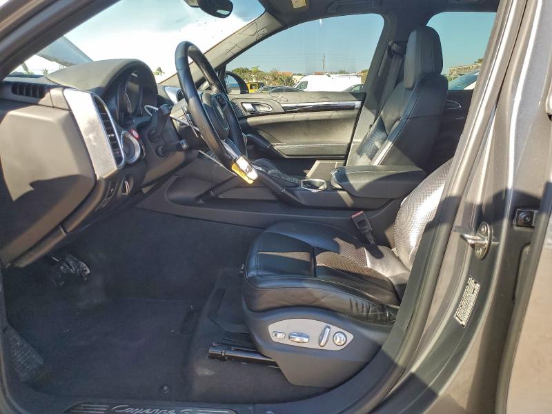 Фото 7 - PORSCHE CAYENNE