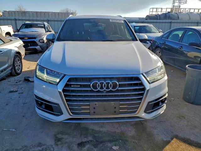 Фото 5 - AUDI Q7