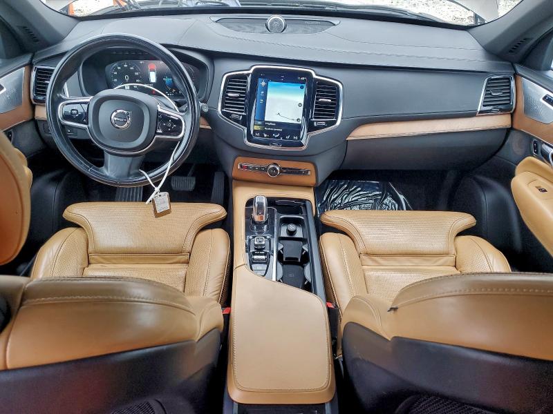 Фото 8 - VOLVO XC90