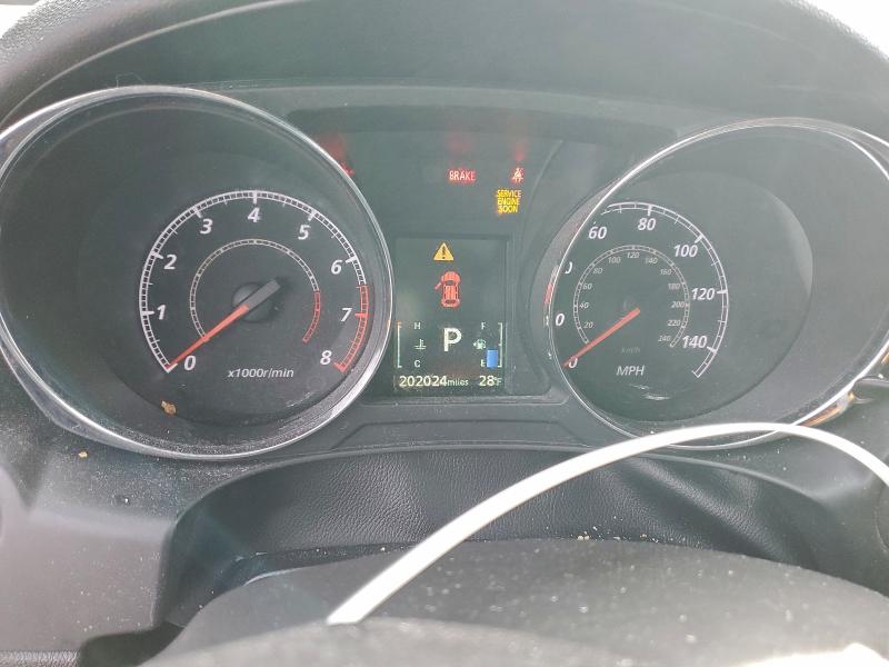 Фото 9 - MITSUBISHI OUTLANDER